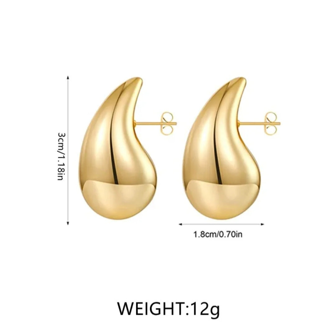 Teigen Droplet Earrings - Gold