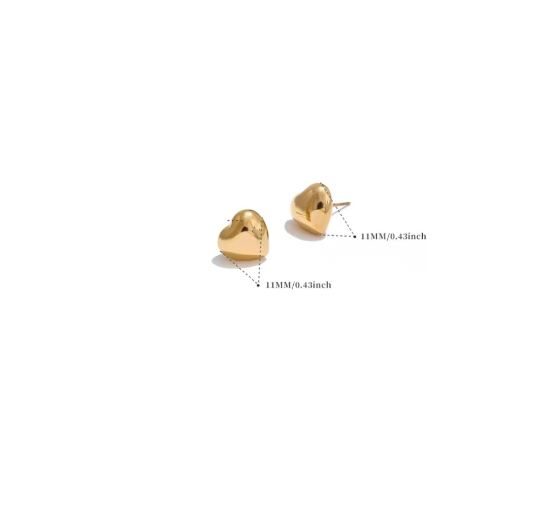 Heart Studs - Gold