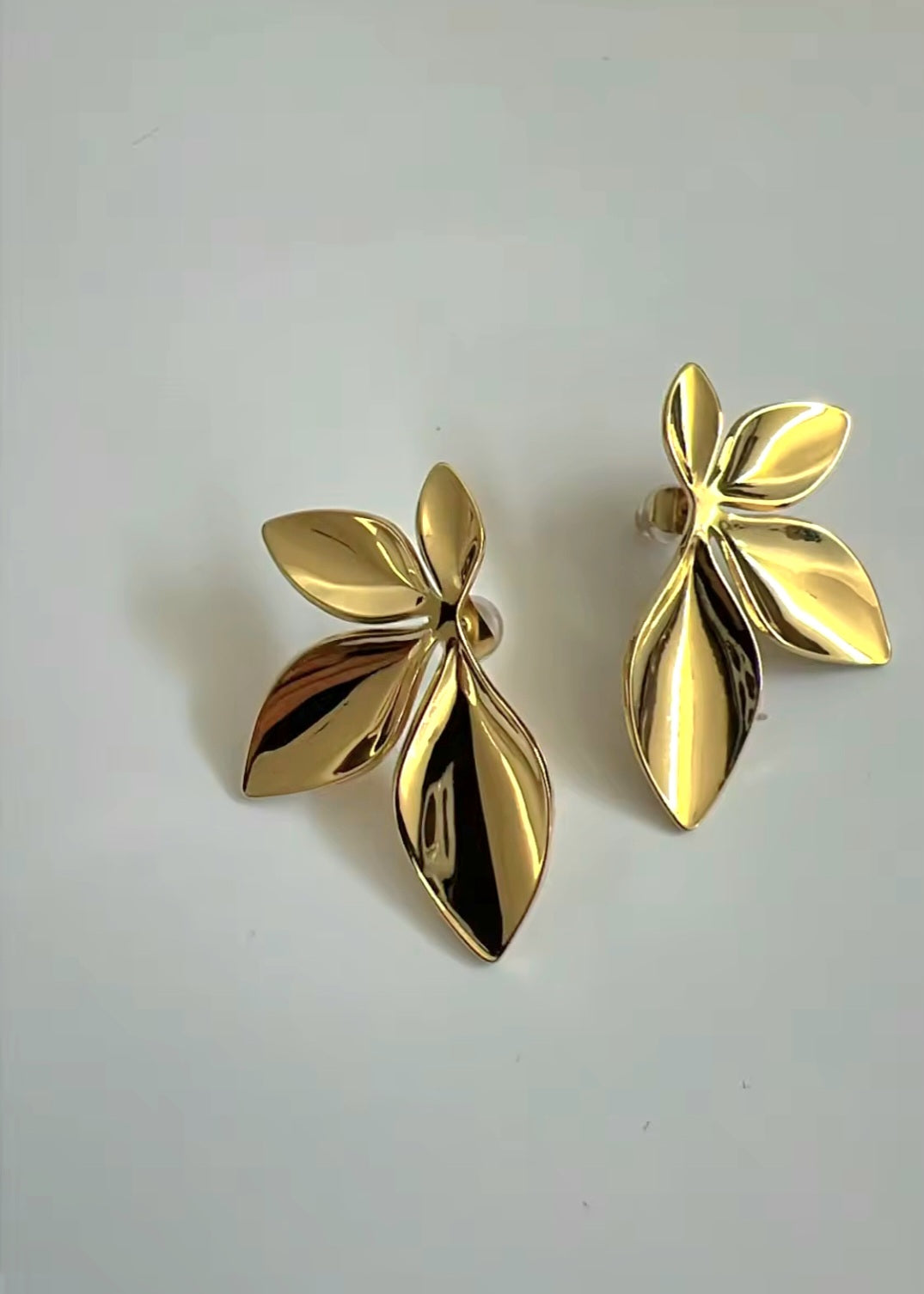 Grace Earrings - Gold