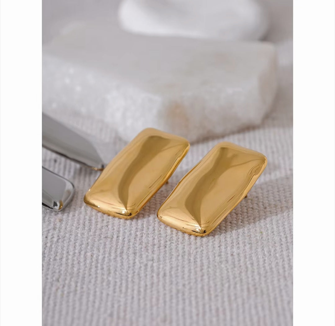 Bre Earrings - Gold