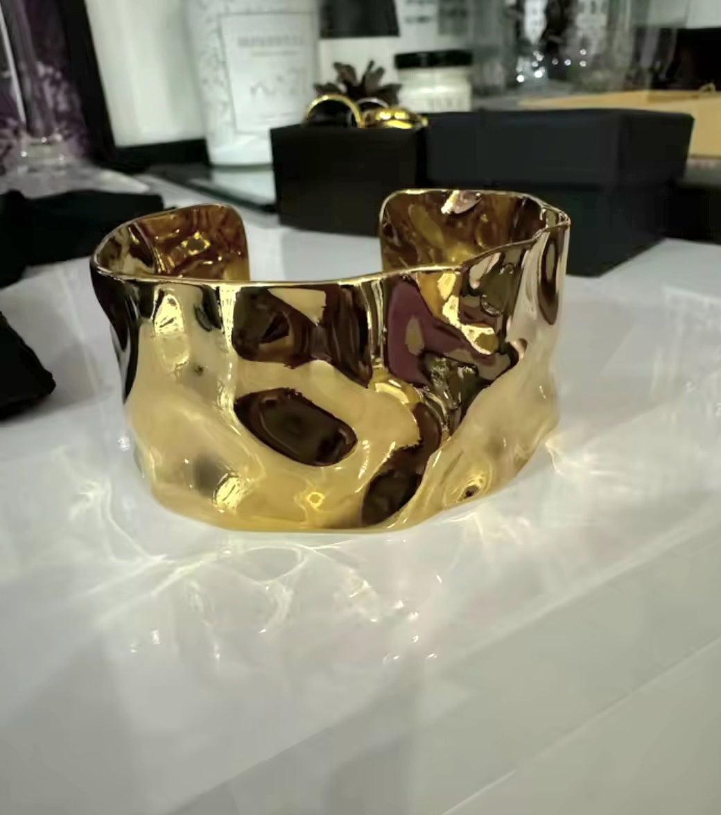 Carina Cuff Bangle - Gold