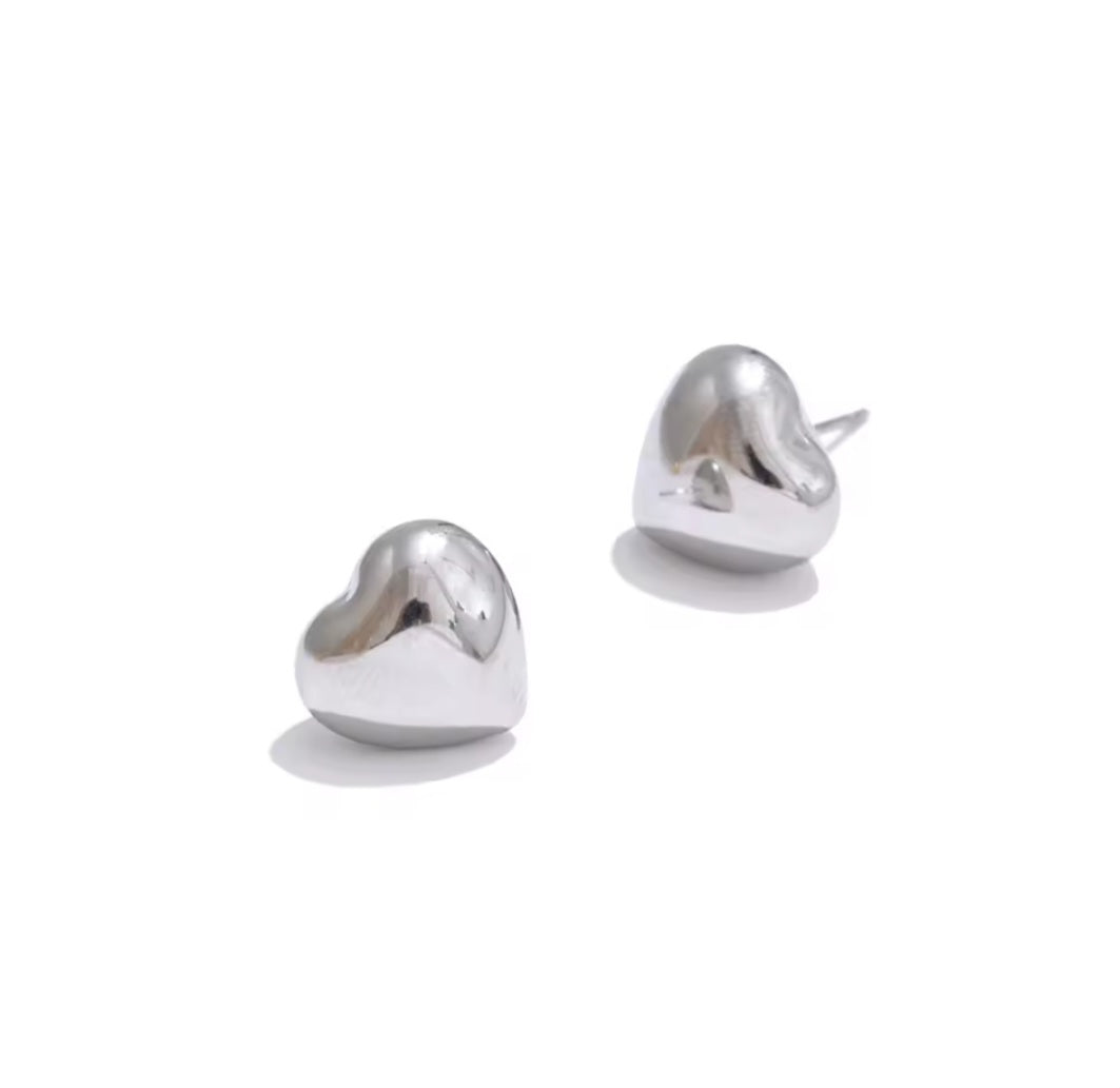 Heart Studs - Silver