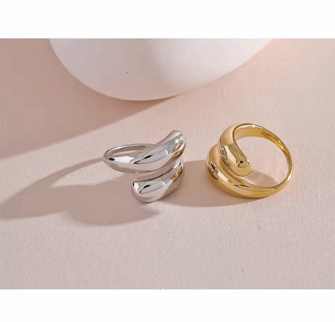 Adina Ring - Gold