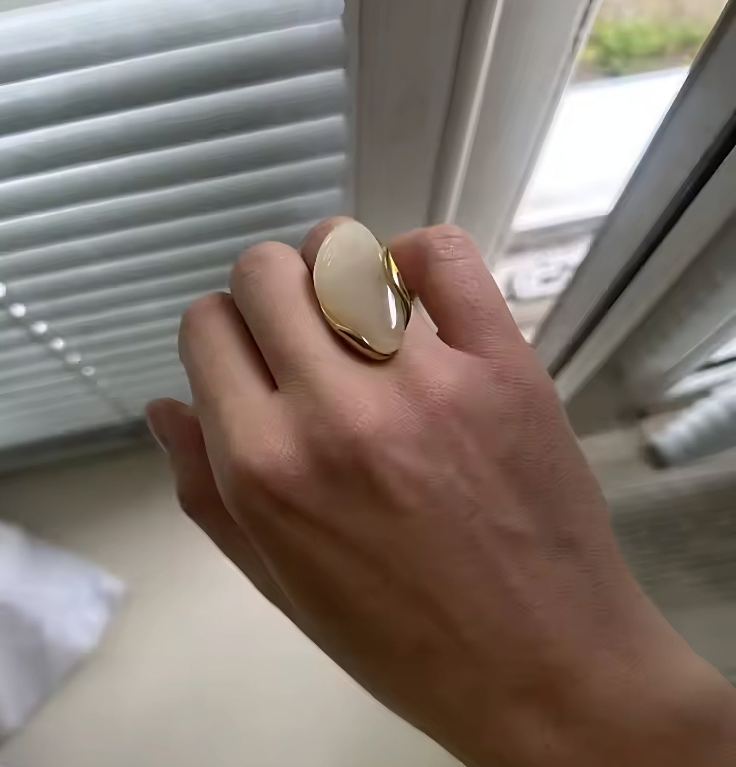 Maya Resin Ring - Gold