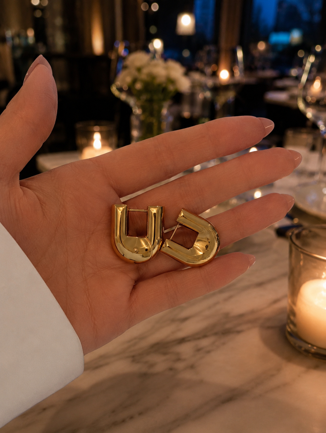 Dubai Huggie Earrings - Gold